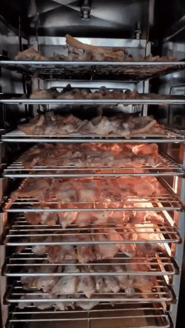 싱글벙글 요즘 군대 삼겹살 근황...gif | 인스티즈