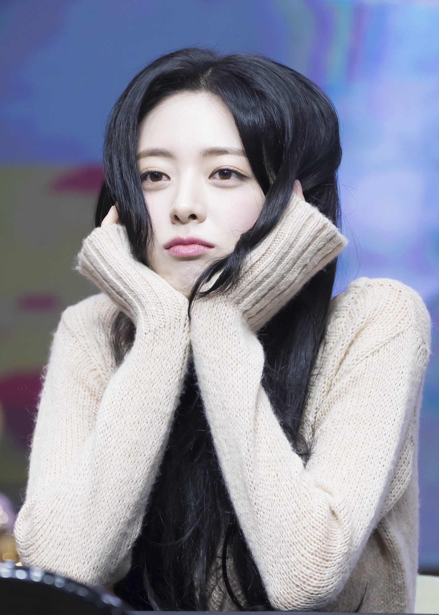 (스압)여자여자한 ITZY 유나.jpgif | 인스티즈