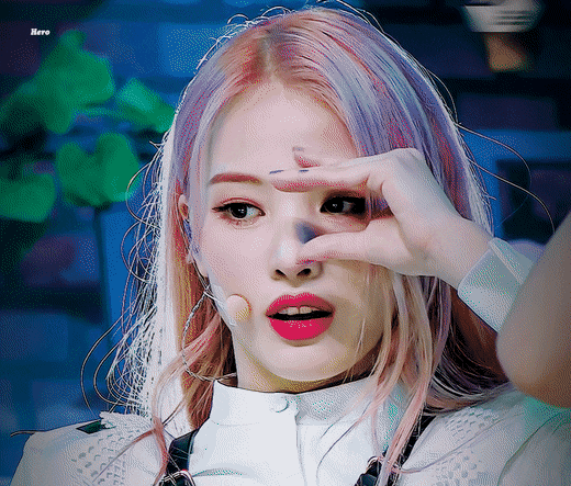 핑크색 머리가 가장 잘 어울리는 여자아이돌 걸그룹 멤버는? .gif | 인스티즈