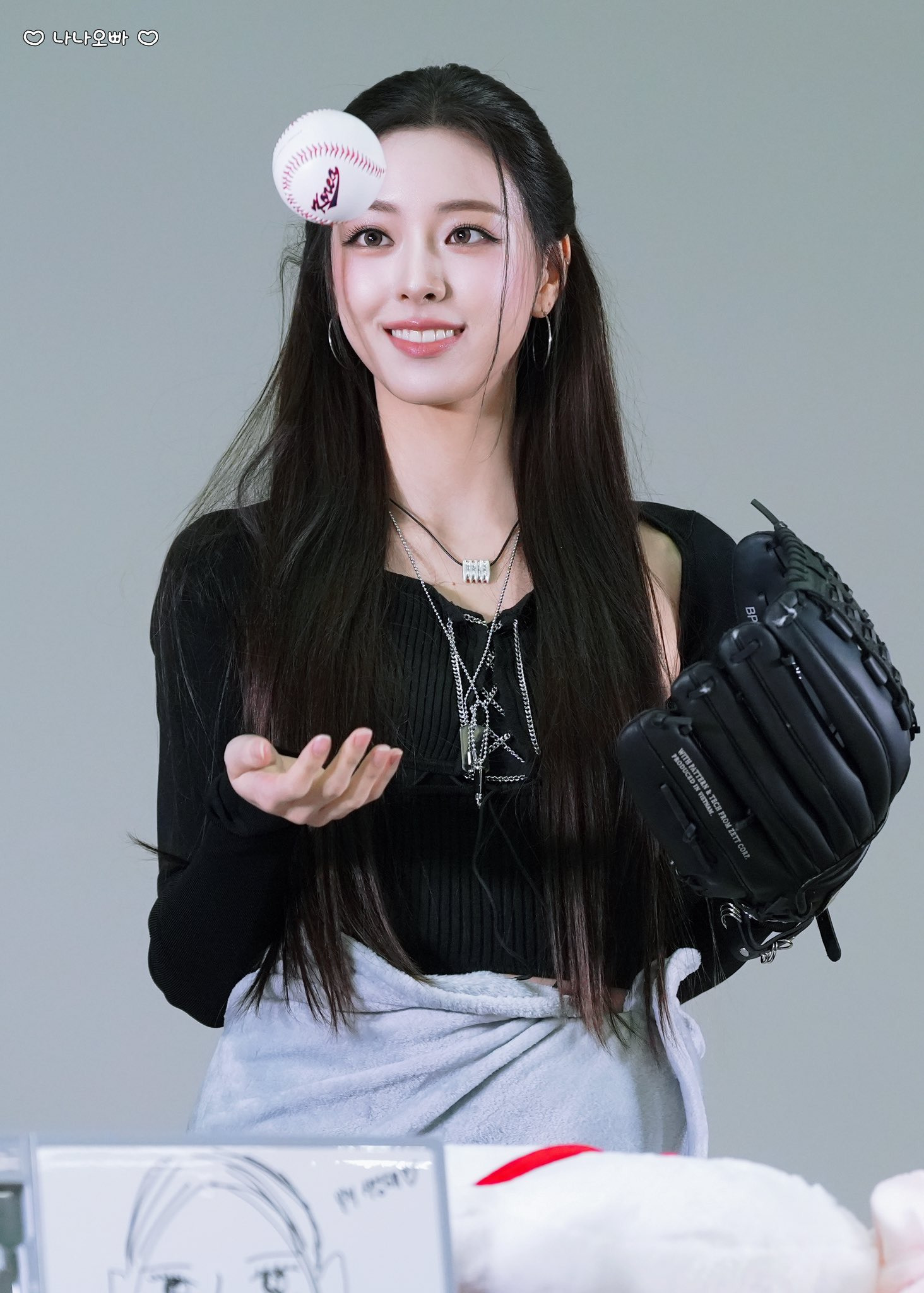 (스압)여자여자한 ITZY 유나.jpgif | 인스티즈