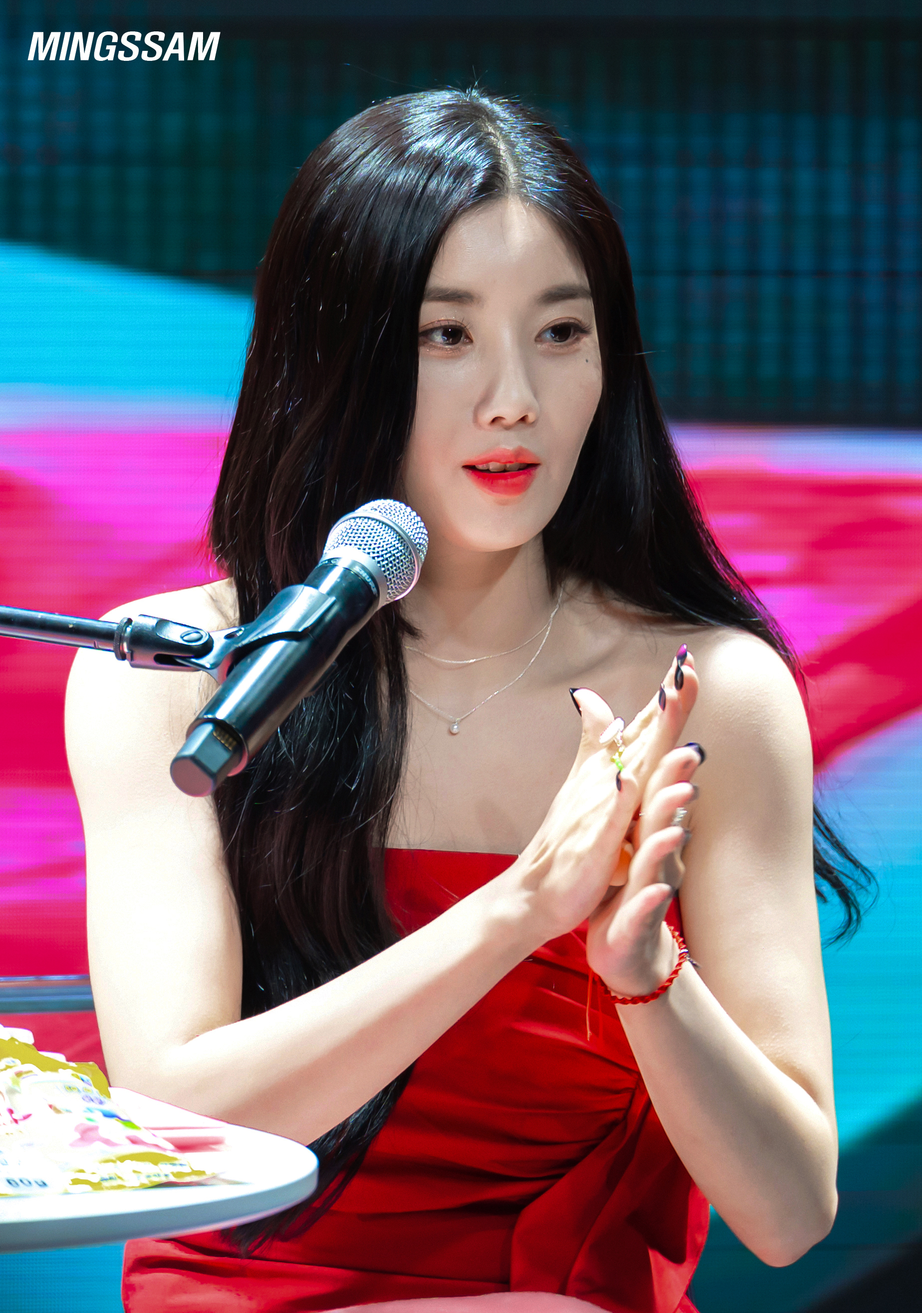 (스압)더 예뻐진 최근 권은비.jpgif | 인스티즈