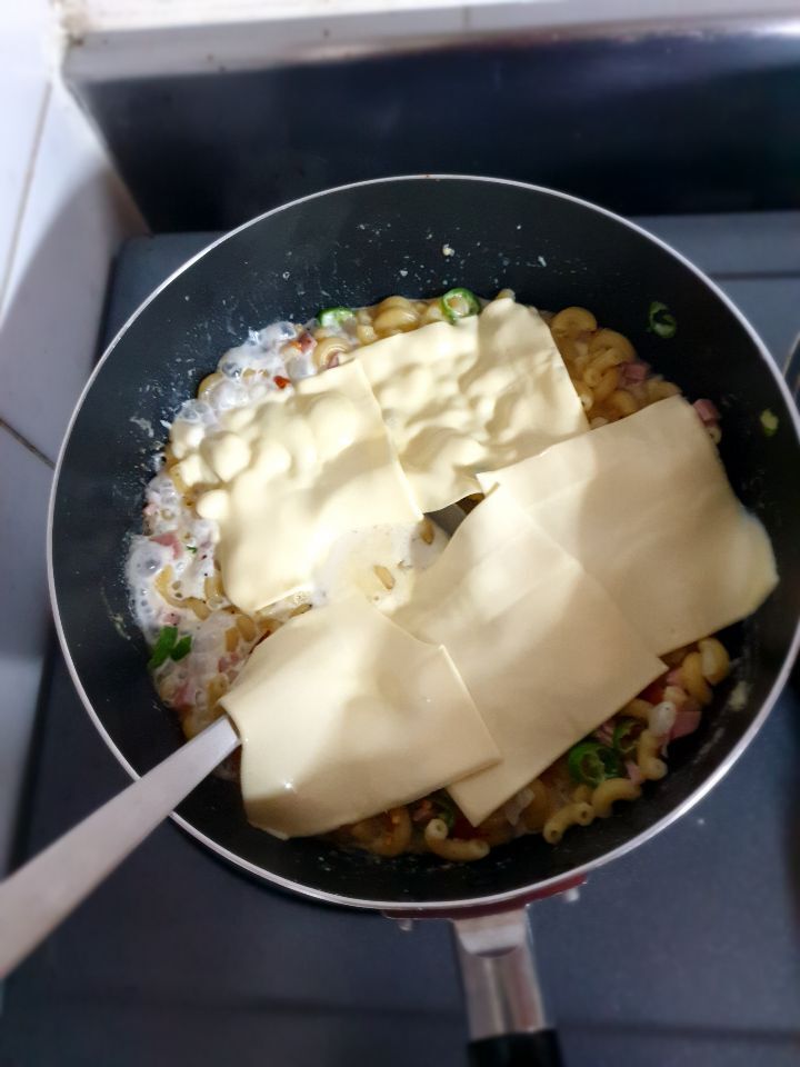 자취생의 초간단 맥앤치즈 | 인스티즈