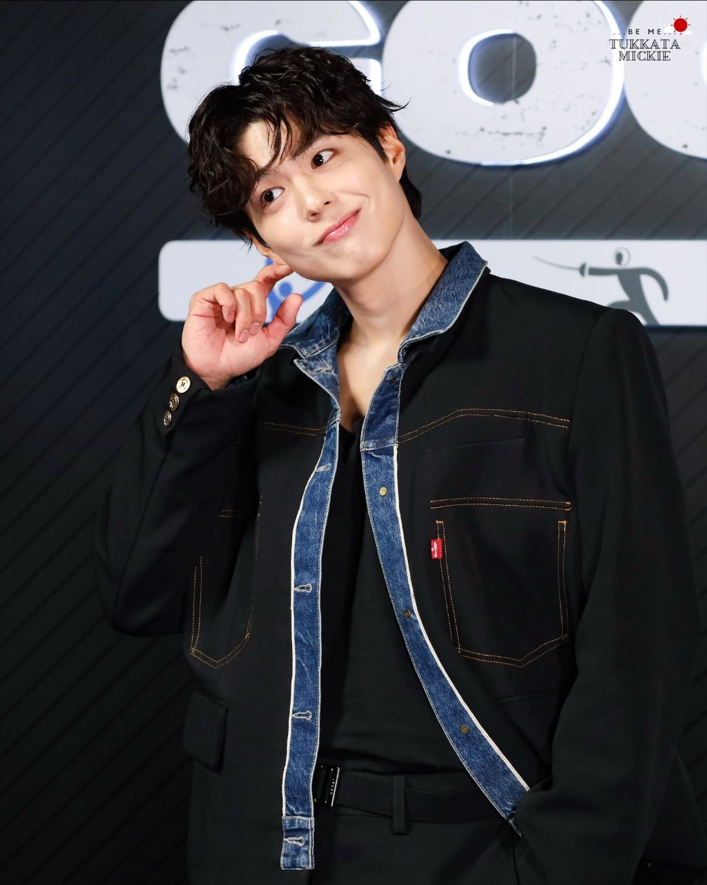 오늘 태국에서 난리났다는 박보검 얼굴...jpg | 인스티즈