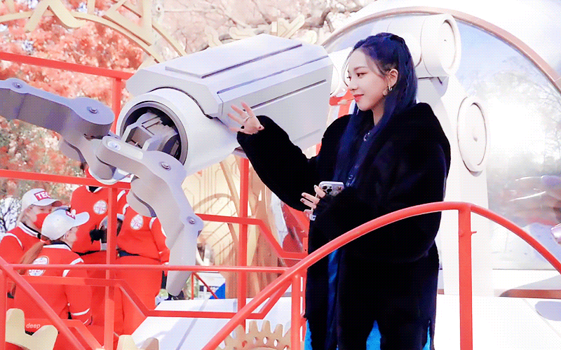 뉴욕에 간 카리나에겐 감동이 있다.gif | 인스티즈