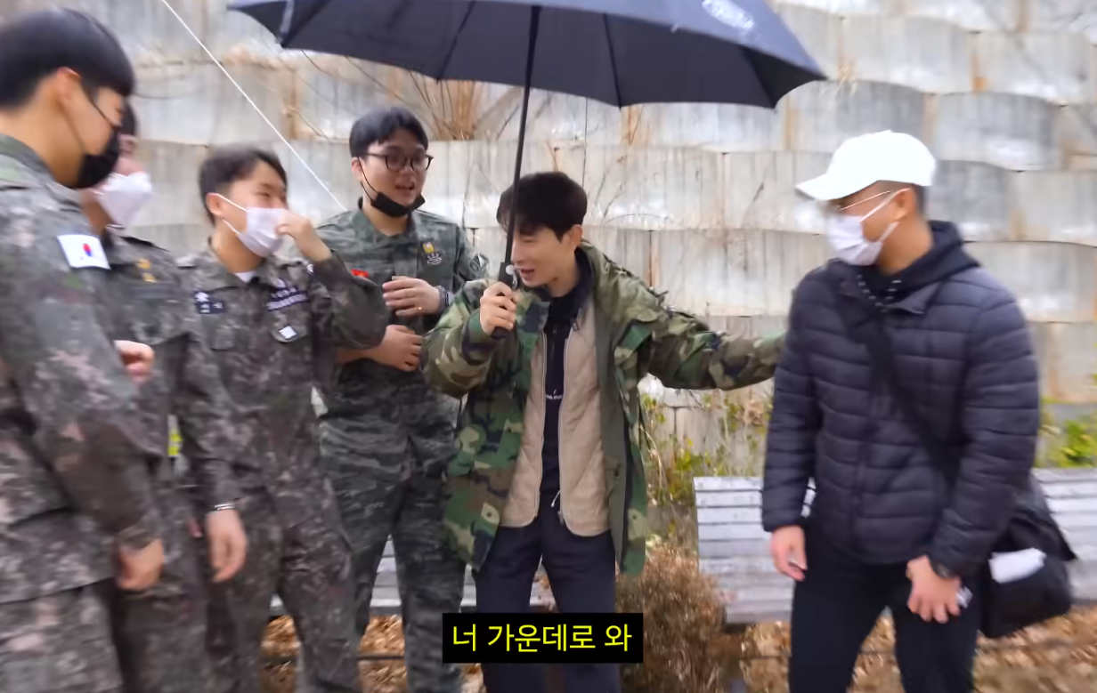 논산 훈련소 가서 인성질하는 에이전트H | 인스티즈