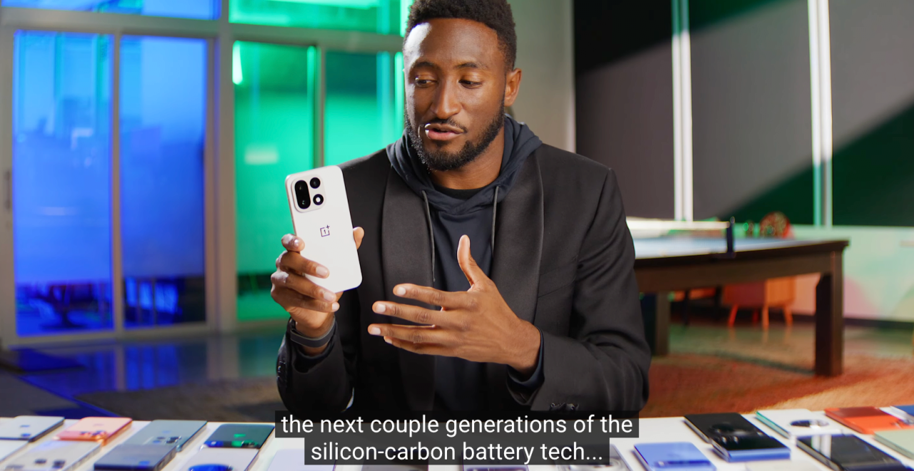 구독자 2060만 유튜버의 2025 올해의 스마트폰 | 인스티즈