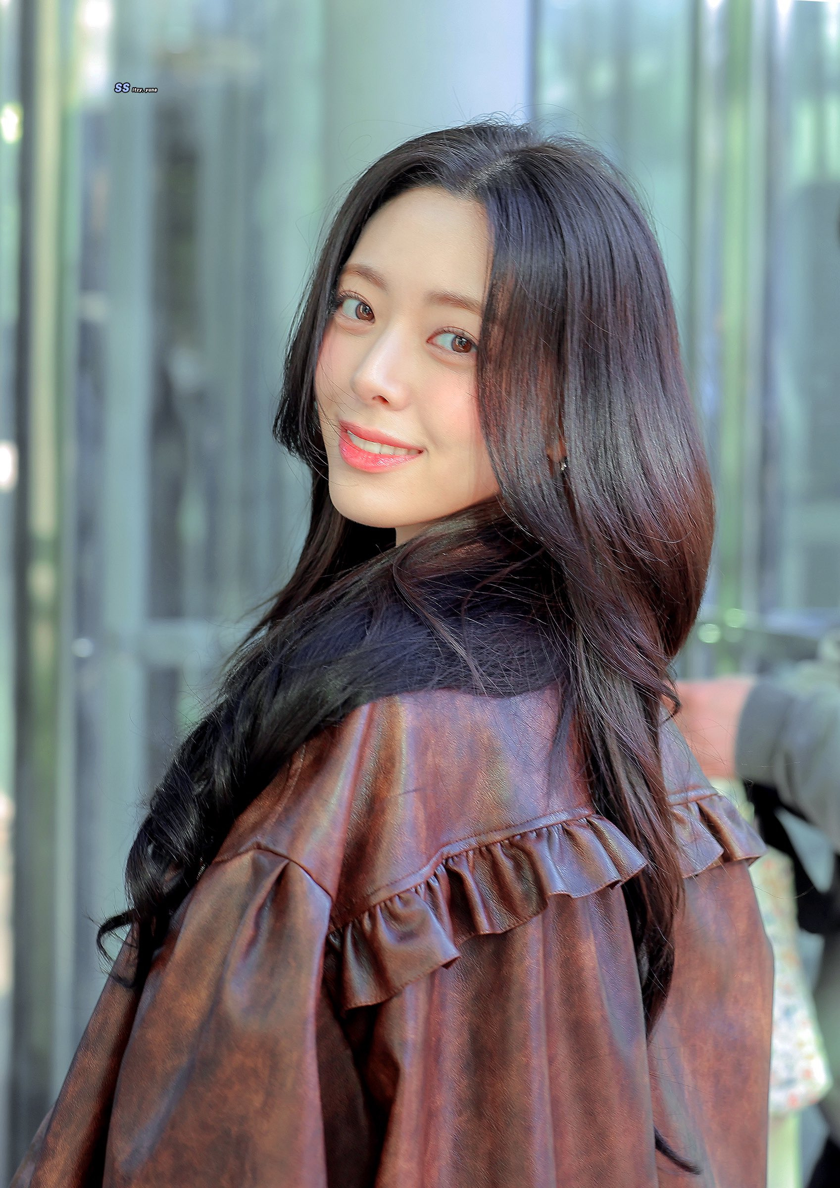 (스압)여자여자한 ITZY 유나.jpgif | 인스티즈