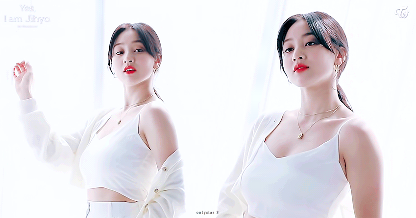 해변에서 화보 찍는 트와이스 지효 | 인스티즈