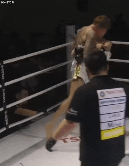 전 먹방 유튜버 밴쯔 의외의 근황 ...GIF | 인스티즈