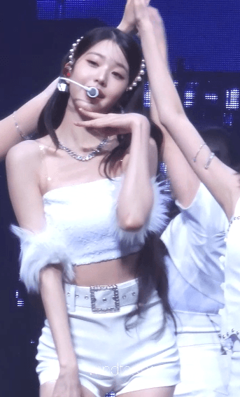 백옥같은 장원영 겨.gif | 인스티즈