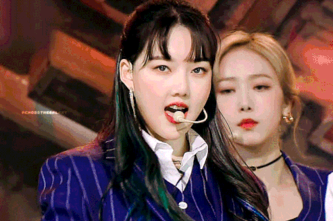 귀엽고 사랑스러운 덕후몰이상 여자아이돌들 .gif | 인스티즈