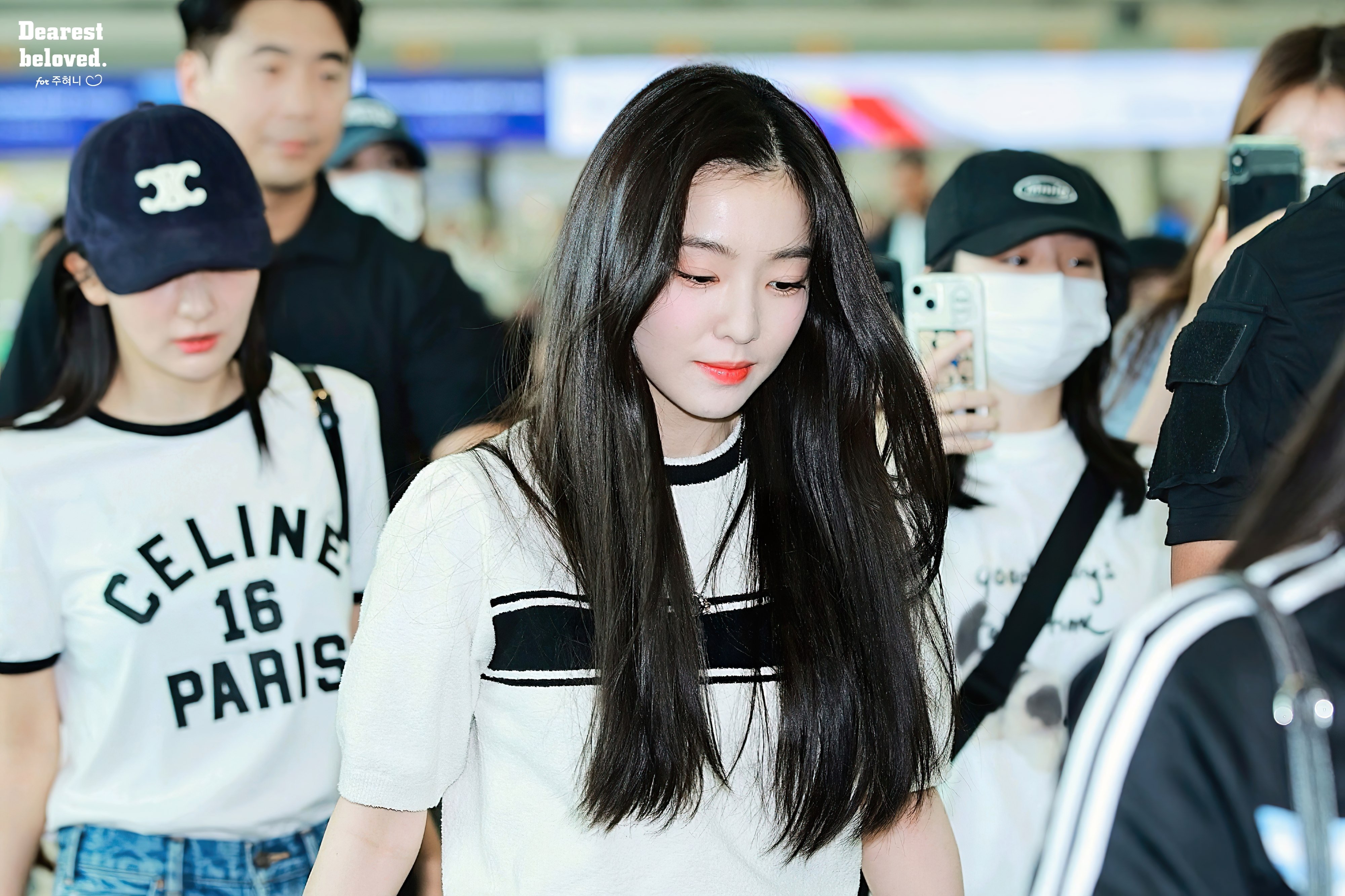 최근 공항 출국하는 아이린.jpgif | 인스티즈