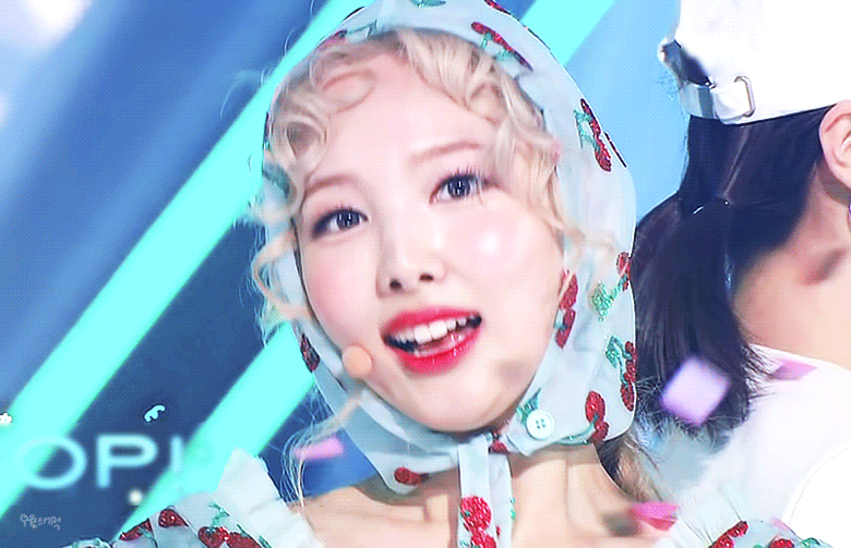 [분석글] 홀릴듯이 난 너를 자극해 ~ 트와이스 나연의 솔로 데뷔 성공기 'POP' | 인스티즈