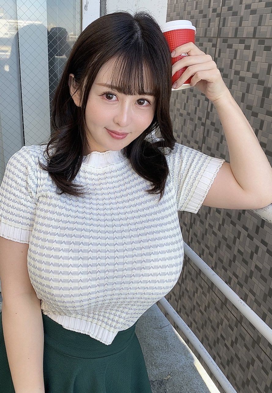 금요일에 나온 신인 K컵 AV배우 데뷔작 리뷰 - 웃긴자료 ‥‥‥‥‥、 - 도탁스 (DOTAX)