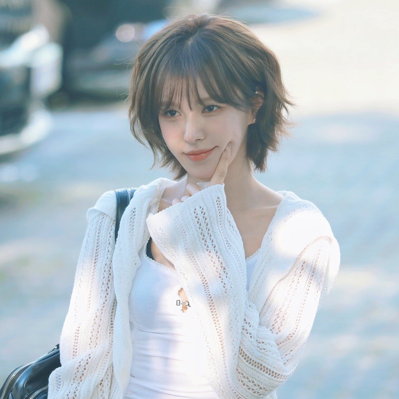 어제자 레전드 찍은 레드벨벳 웬디 출근길.jpg | 인스티즈