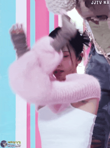 은근 섹시한 트와이스 미나 .gif | 인스티즈