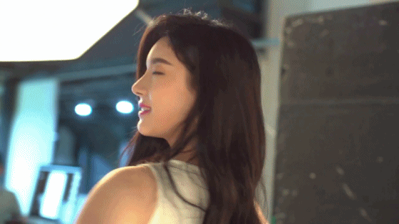 박기량, 안지현이 떠난 롯데 치어리더의 마지막 희망...gif | 인스티즈