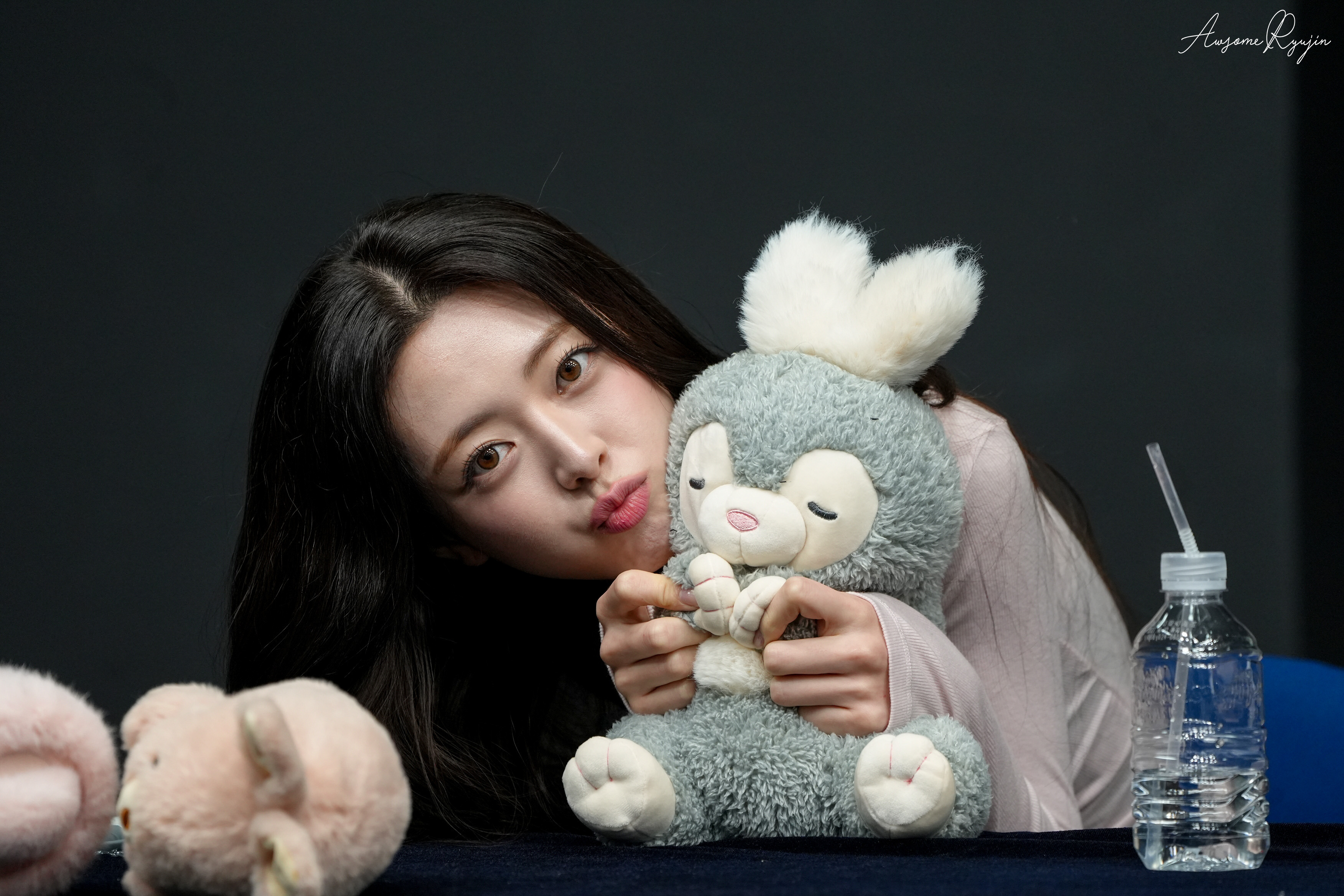 (스압)여자여자한 ITZY 유나.jpgif | 인스티즈