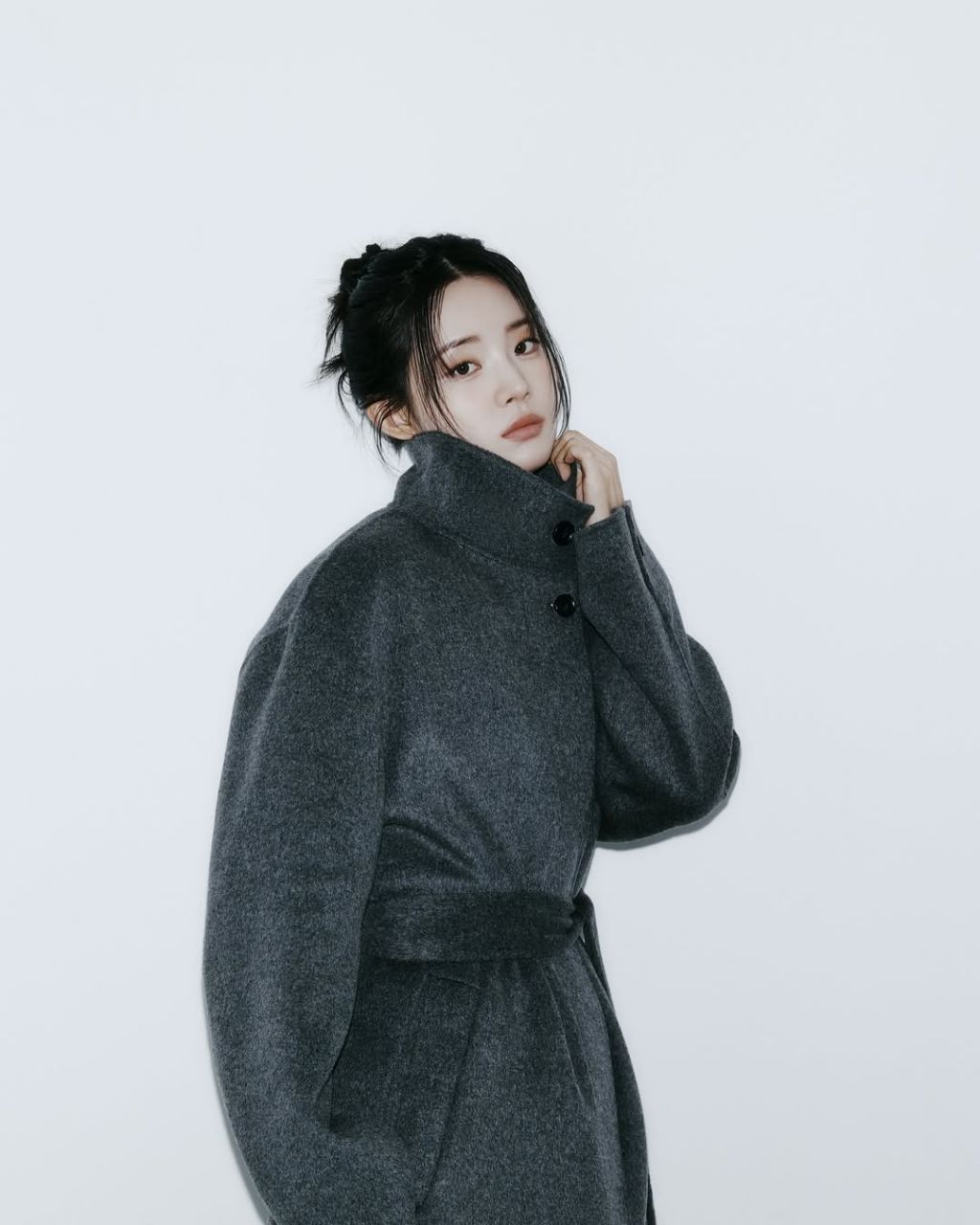 꽤 이쁘게 생긴 배우 신시아 | 인스티즈