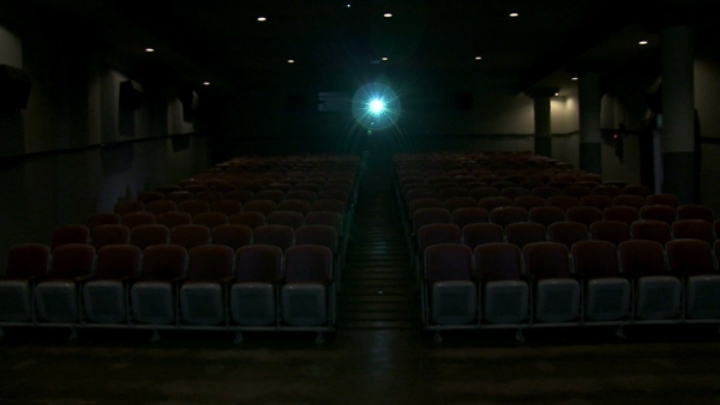 같은 영화를 몇 번이고 다시 본다 | 인스티즈