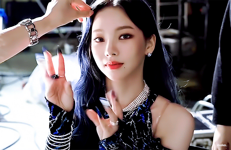 글쓴이 기준 아이돌 얼굴형 끝판왕 레벨... | 인스티즈