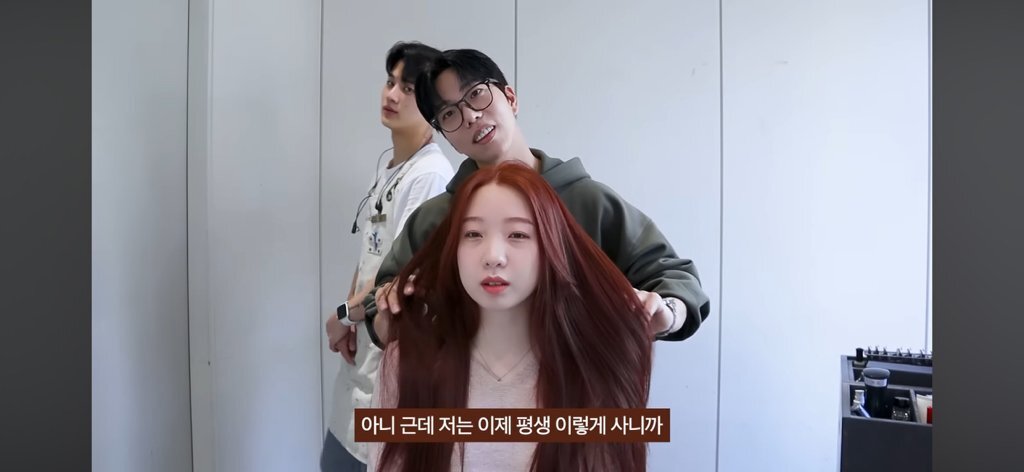 미용실 원장도 처음본다는 순수하게 머리색이 빨간 한국인 ..JPG | 인스티즈