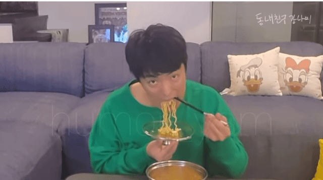 이상화 발만 나오는데 무서움...gif | 인스티즈