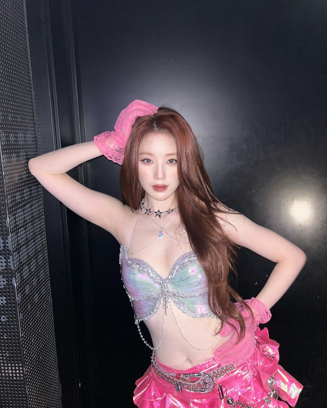 오늘자 슈화 섹시한 의상 .jpg | 인스티즈