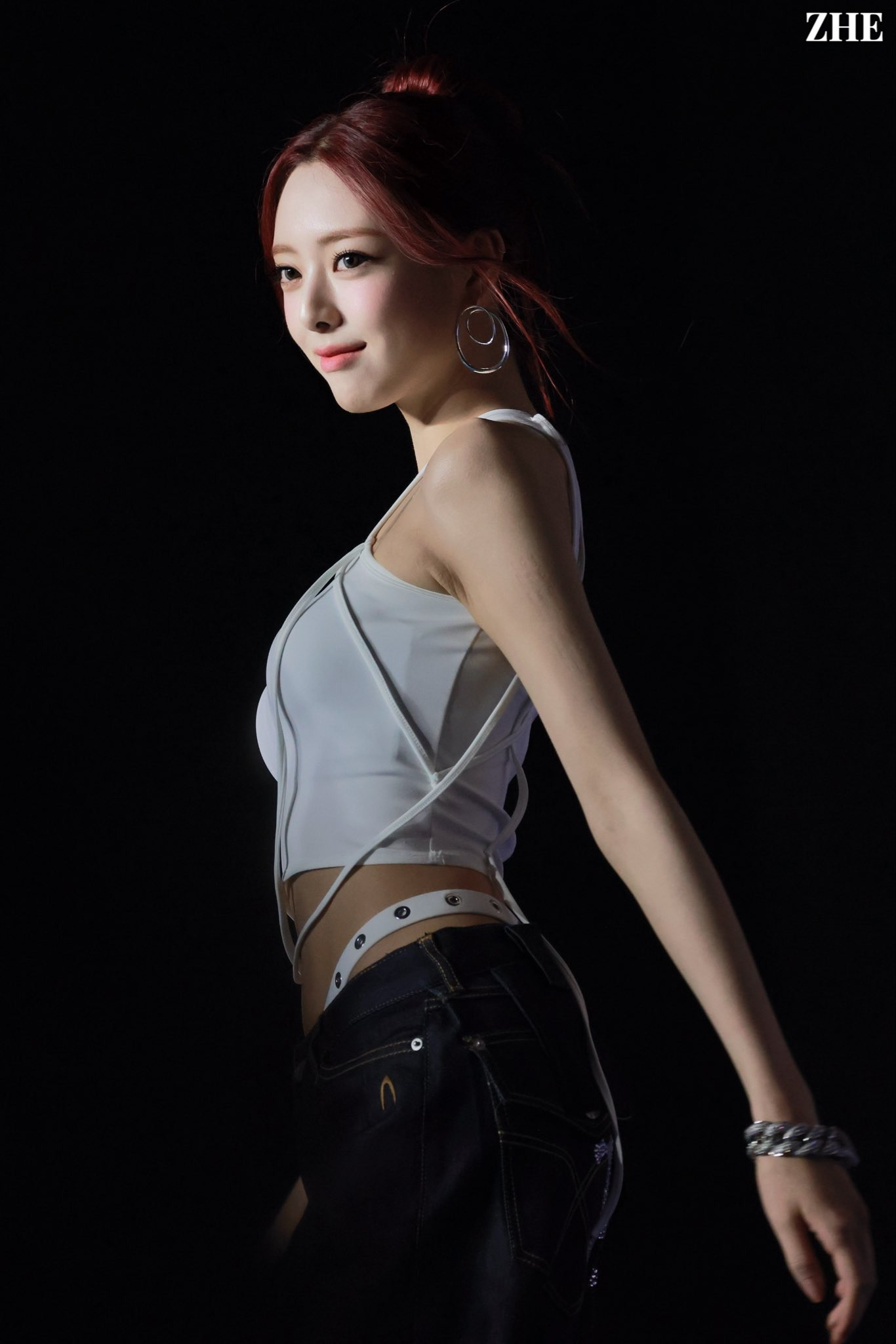 (스압)여자여자한 ITZY 유나.jpgif | 인스티즈