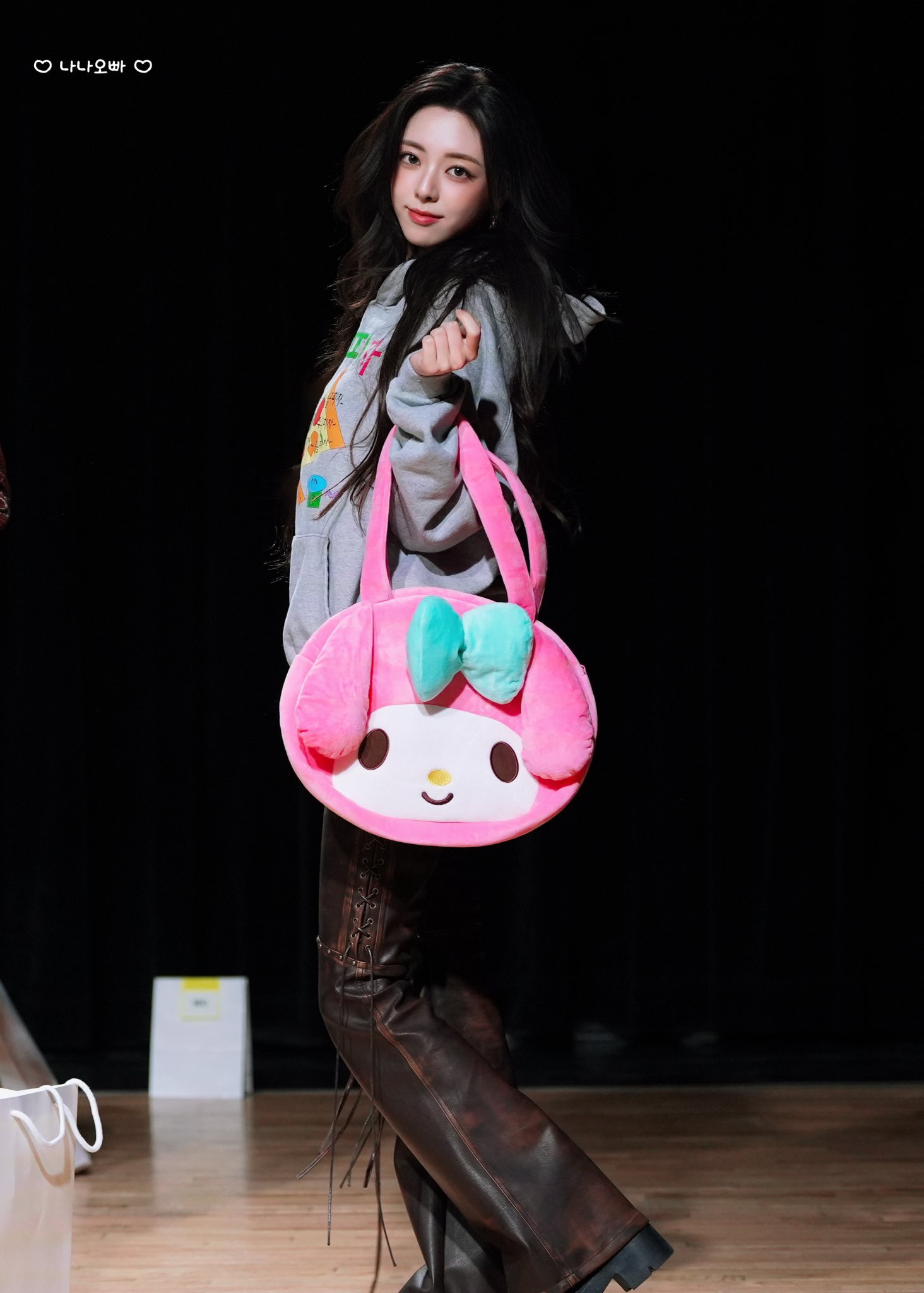 (스압)여자여자한 ITZY 유나.jpgif | 인스티즈