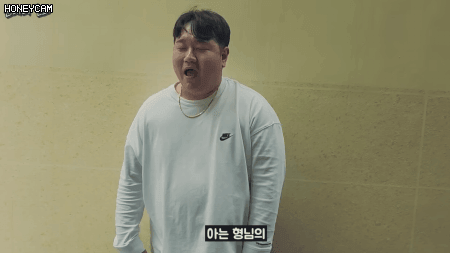 특징을 기가 막히게 잘 캐치하는 것 같은 유튜버 나선욱의 대표 캐릭터 5인.GIF | 인스티즈