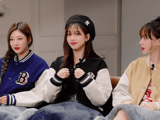 카리나 애교 눈빛 | 인스티즈