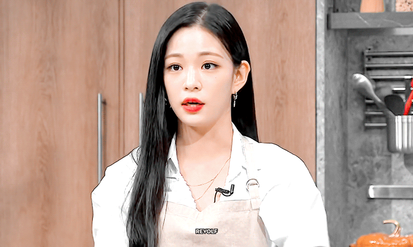 (스압)얼굴도 몸매도 이쁜 프로미스나인 이채영.jpgif | 인스티즈