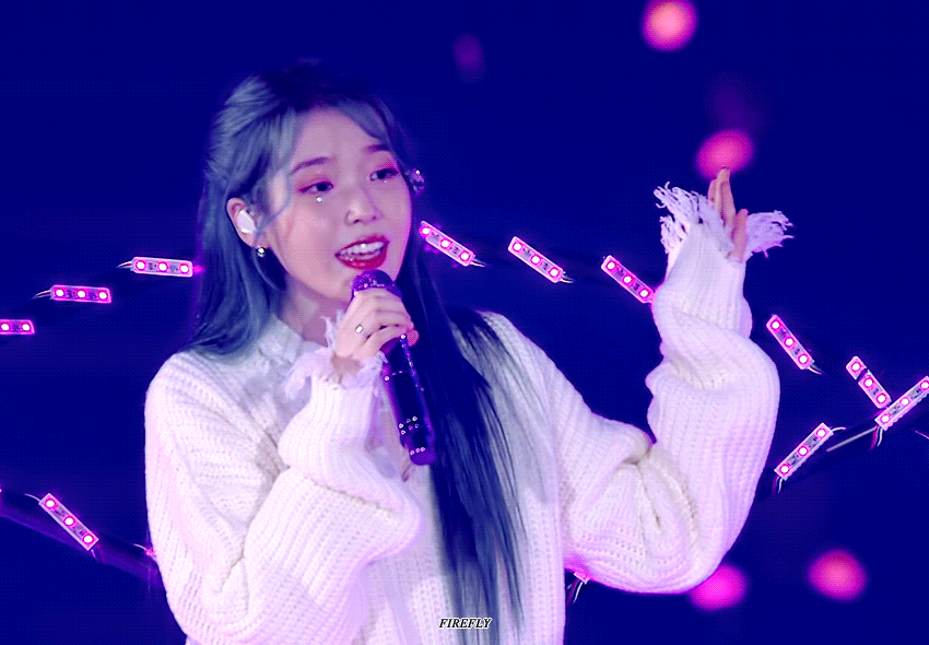 파랑머리 아이유.gif | 인스티즈