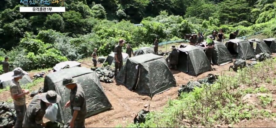 몇년전부터 보급되고 있다는 신형 군용 텐트 | 인스티즈
