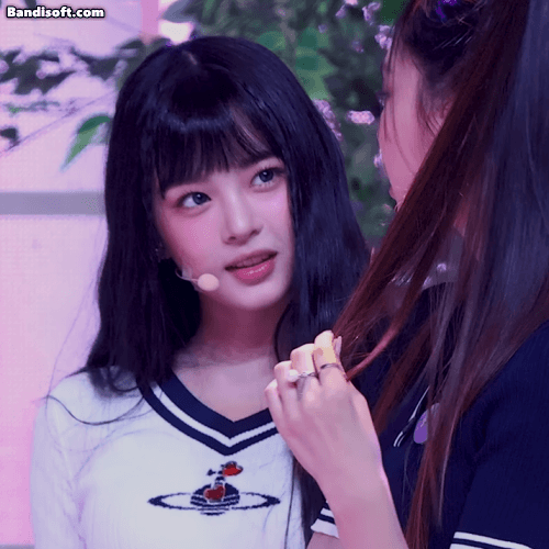 걱정 없는 하니 폼 미쳤다.gif | 인스티즈