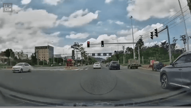 어설픈 보복운전의 최후 | 인스티즈