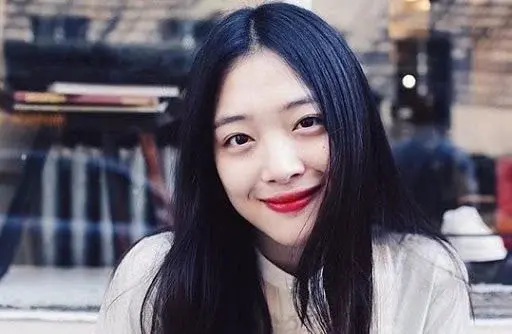 아이유가 설리를 생각하며 썼다는 노래 | 인스티즈