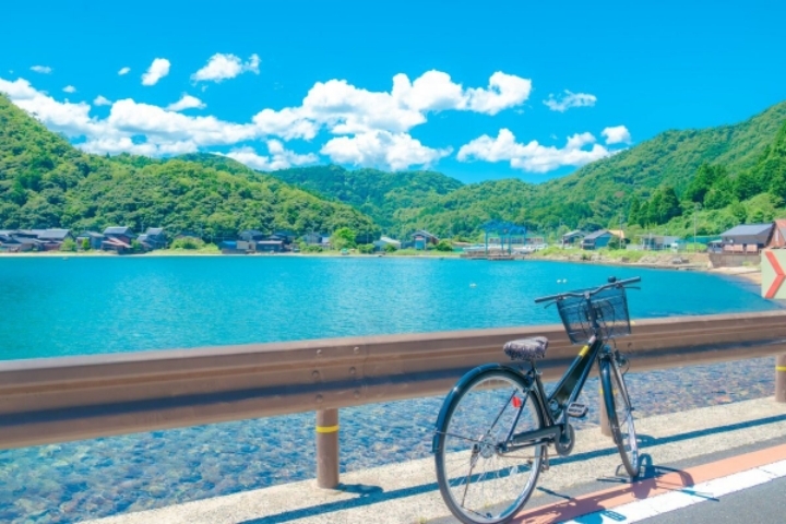 애니메이션 배경풍 사진 찍는 일본 여고생들 | 인스티즈