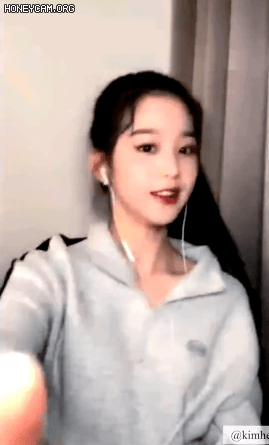 너무 귀여워서 심장 아프다고 하자 팬 심장 펌핑 해주는 장원영 | 인스티즈