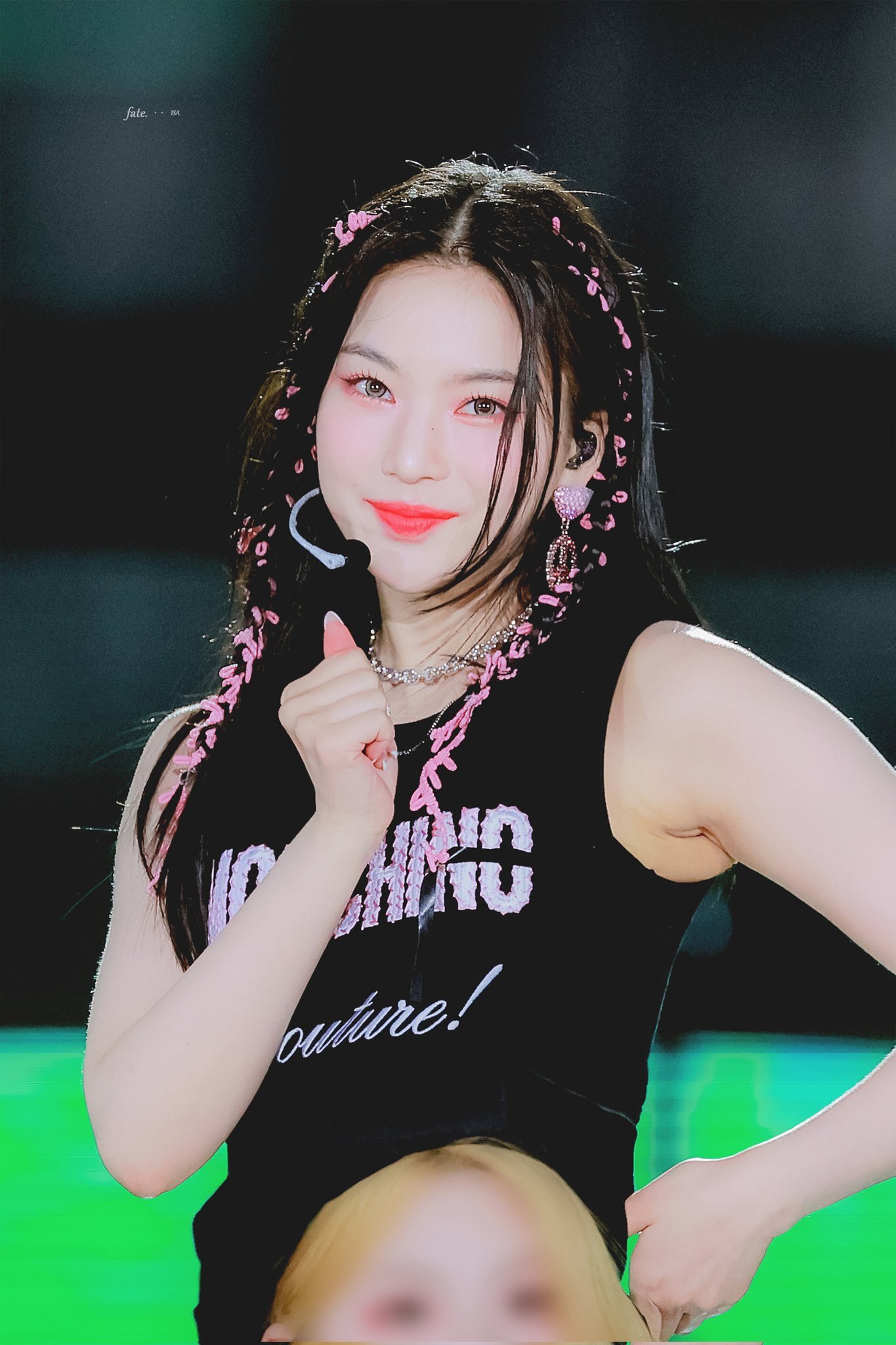 최근 스테이씨 아이사 스타일링 .jpg | 인스티즈