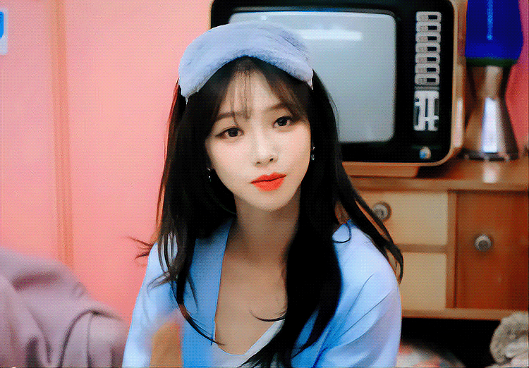 "아 얘랑 사귈까" 라는 주접댓글을 엄청 많이 봤다는 에스파 카리나.jpg | 인스티즈