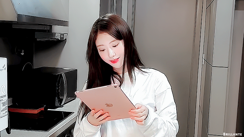 (스압)어제 브이앱 루다네 두부가게 루다.gif | 인스티즈