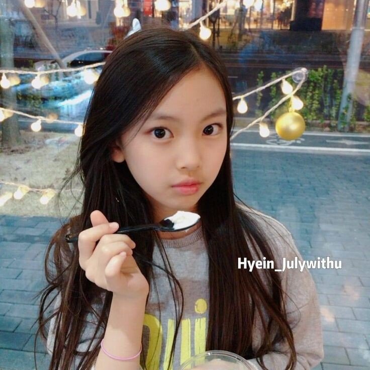뉴진스 멤버들 어릴적 사진 | 인스티즈