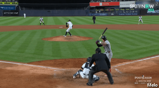 [NYY vs BOS] 보스턴 벤치로 들어가서 잡는 맥맨의 미친 캐치 .gif | 인스티즈