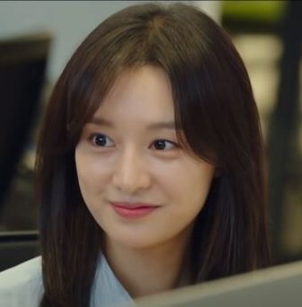 극중 하나하나보면 이쁜데 전체적으로는 평범하다는 역할의 배우 . jpg | 인스티즈