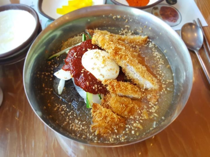 90f6ce6f9062548878ef44609059043bdb756c5c