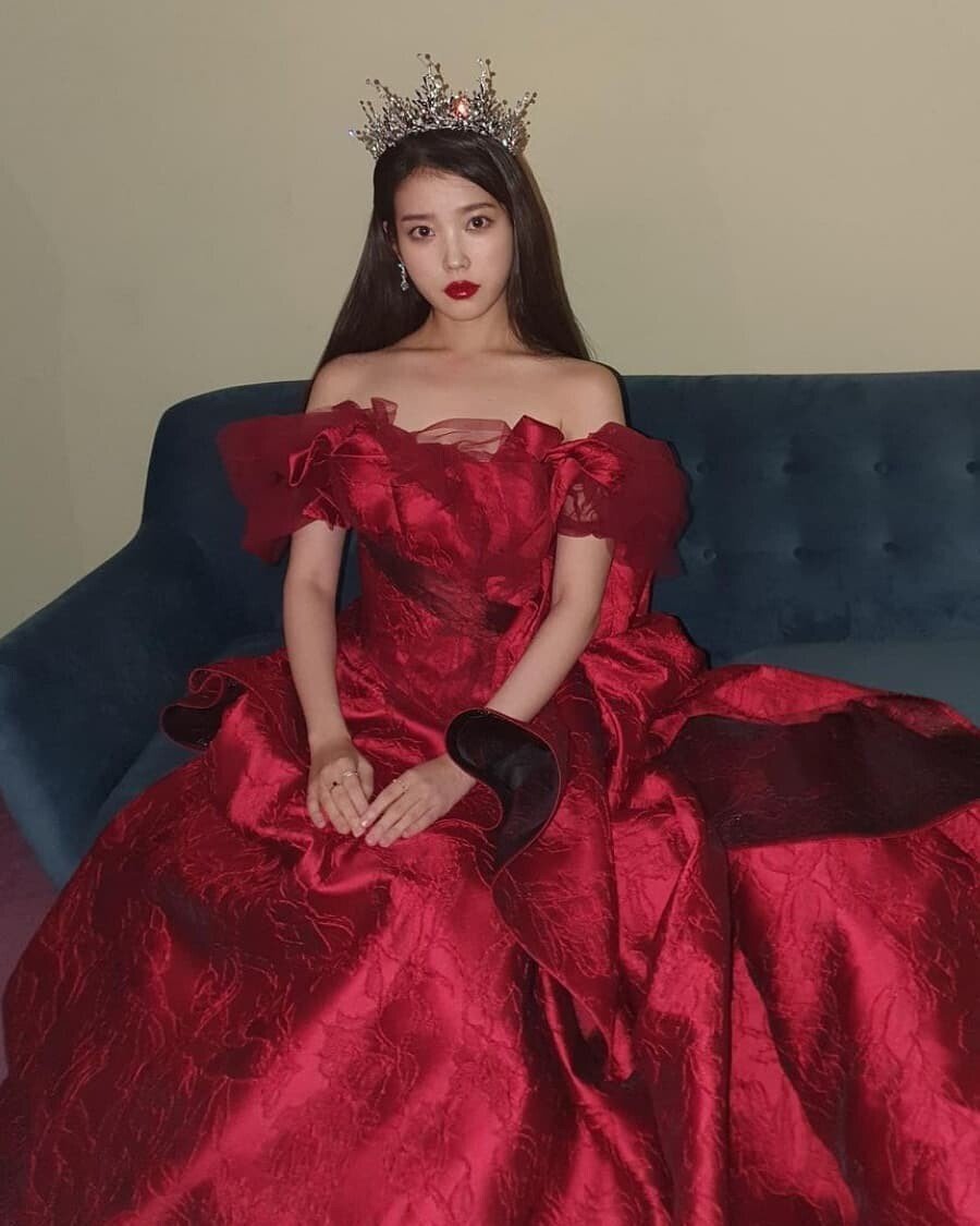 아이유 공주님 의상 모음.jpg | 인스티즈
