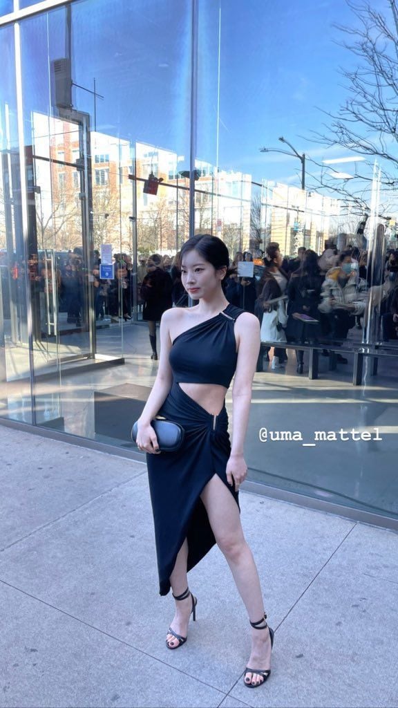 마이클 코어스 패션쇼에 참석한 다현 | 인스티즈