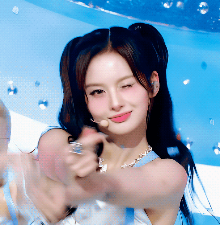 취향따라 갈린다는 설윤 헤어스타일 | 인스티즈